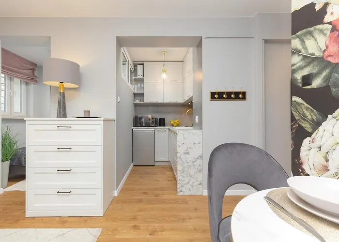 City Center Apartment Near The Vistula By Noclegi Renters