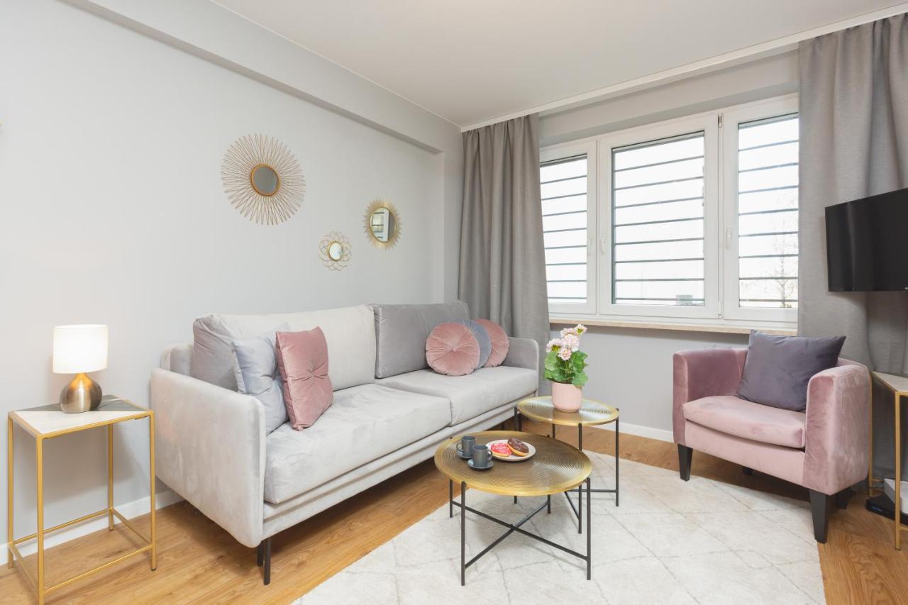 Center Near The Vistula By Renters Apartment *
